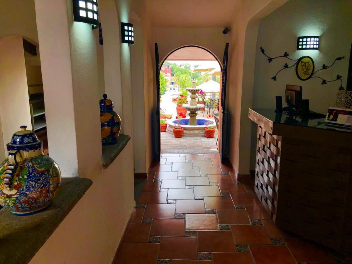 Antigua 3*