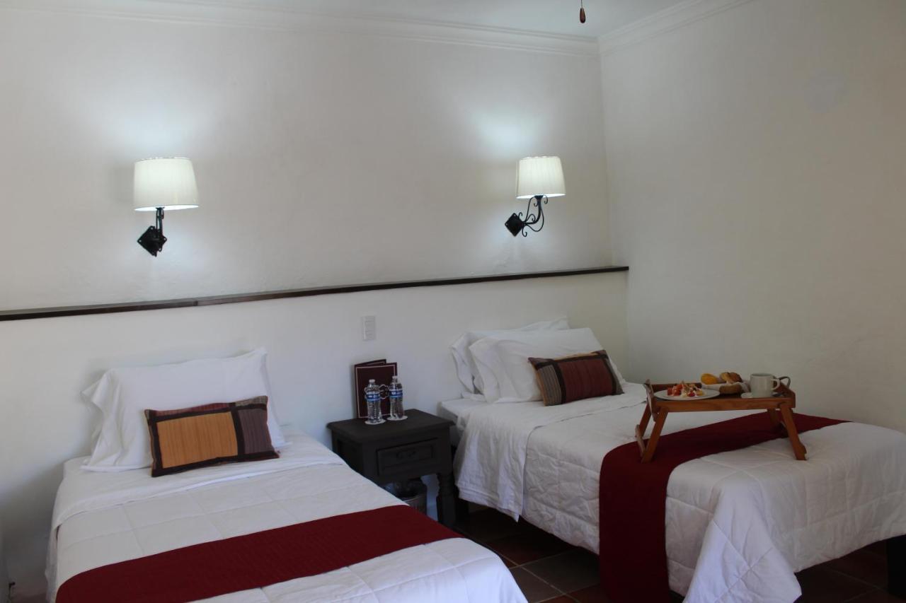 Antigua 3*