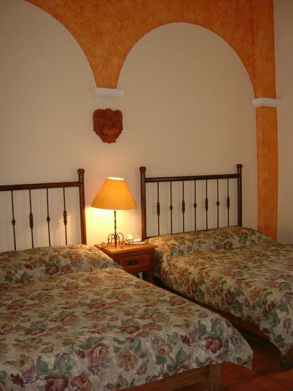 Antigua 3*